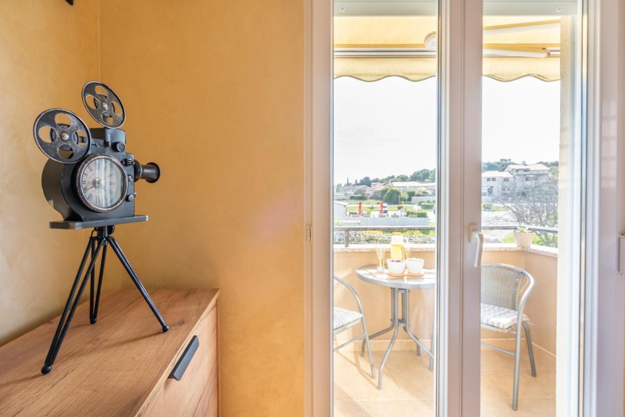Penthouse Gea Leilighet Premantura Eksteriør bilde